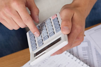 面对两万元债务诉讼，如何应对？